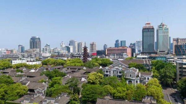 红领金服 宁波“前十”梦, 远了?